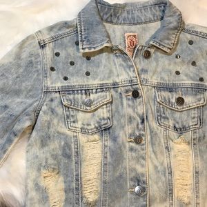 Decree Studded Jean Jacket 🧥